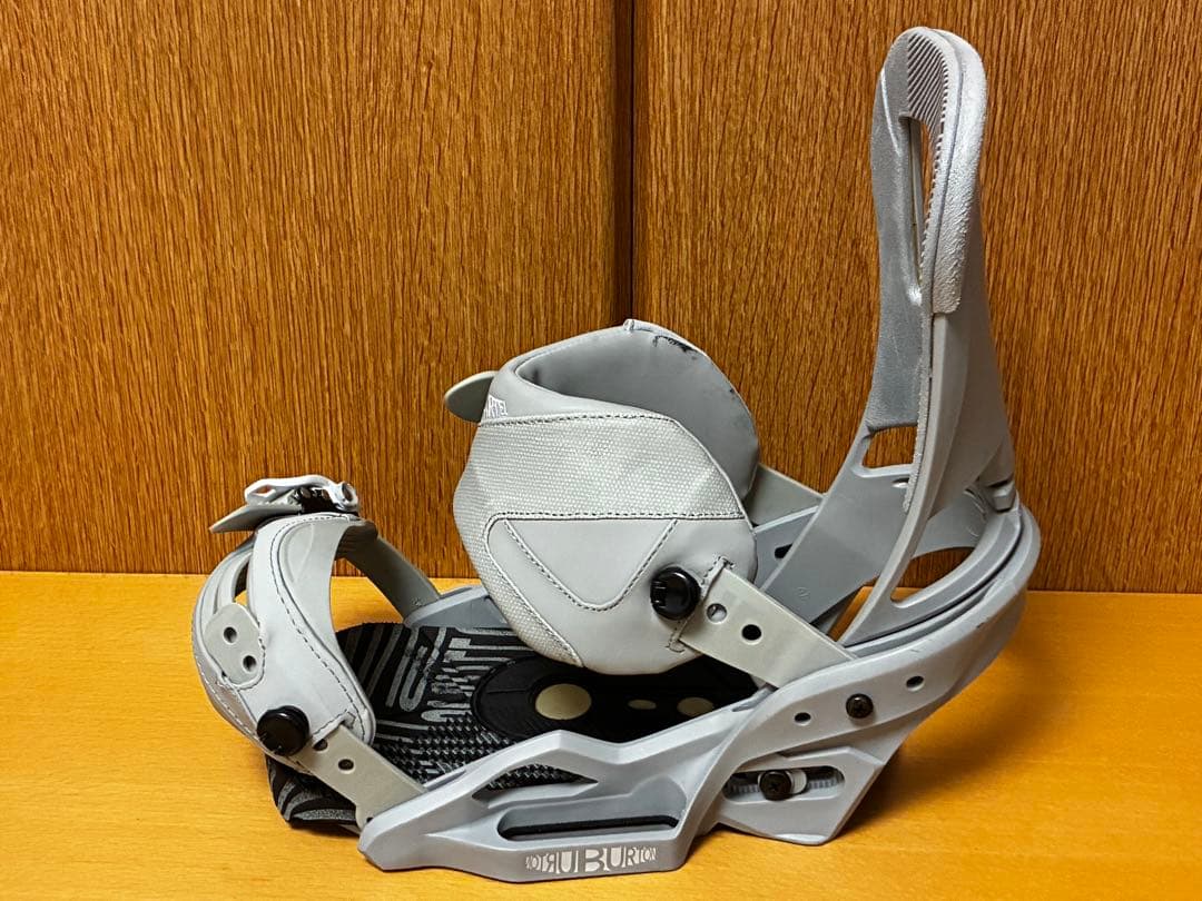 BURTONバインディング【カーテルEST（メンズMサイズ）】灰色