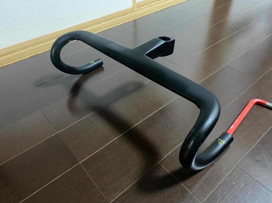 コルナゴ　一体型ハンドルバー CC.01