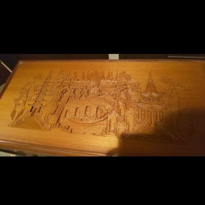 値下げ！アンティーク希少　木彫り細工がとても美しいローテーブル　ヴィンテージ