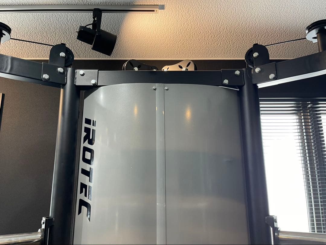 IROTEC製 マルチファンクショナルスミス＆クロストータルトレーナージム　美品