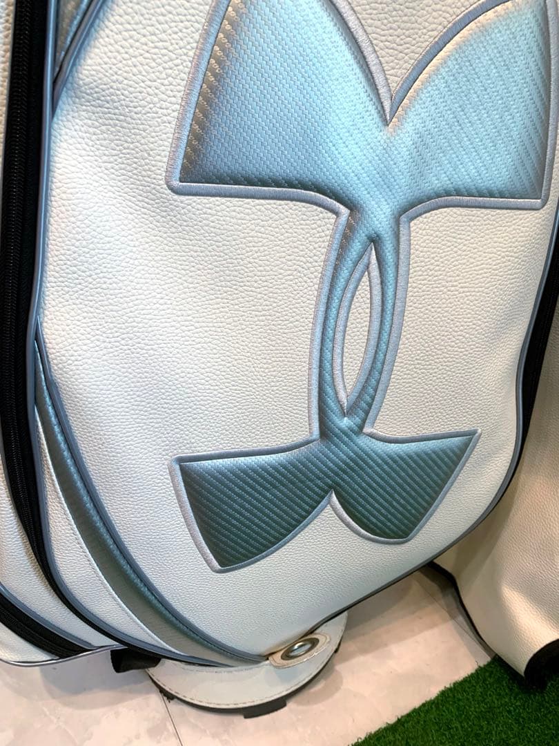 希少　良品　完売　アンダーアーマー　キャディバッグ　本格アスリート　おしゃれ