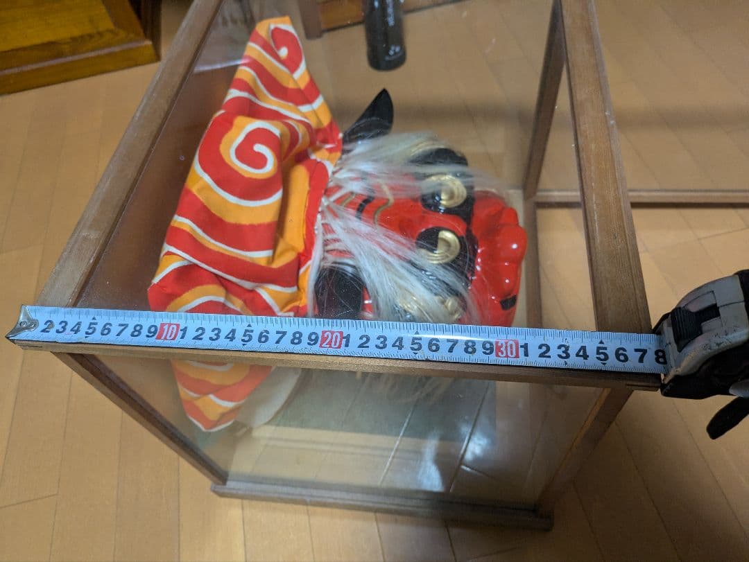 伝統的な獅子舞の置物 ケース付き