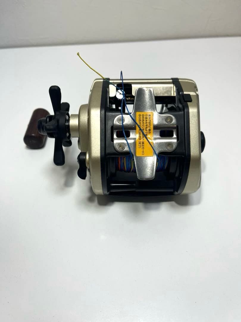DAIWA TANA SENSOR SS-60 フィッシングリール