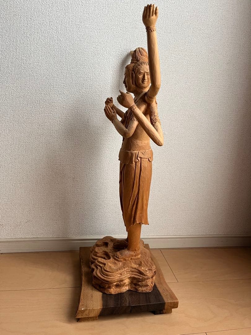B*S様 木製 多腕の神像 約56cm
