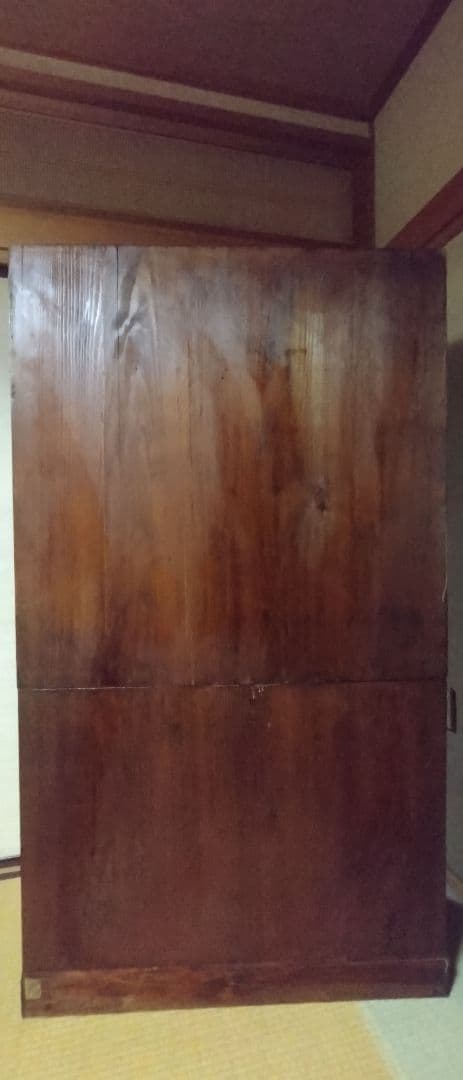 茶箪笥　漆塗り