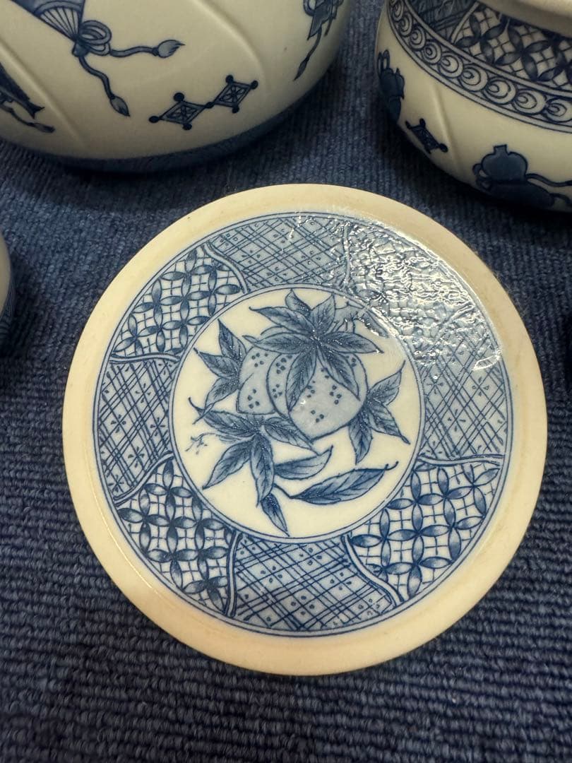 1577 茶道具　染付祥瑞宝尽皆具　石崎英治作