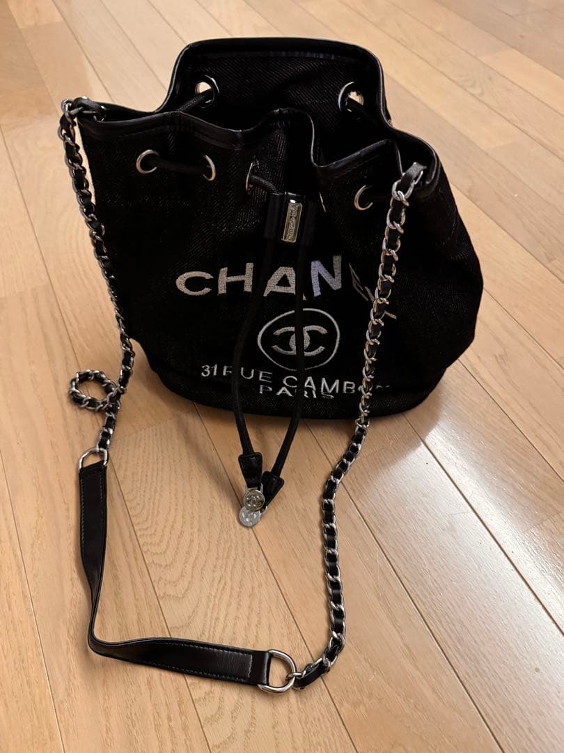 CHANEL ノベルティ キャンバス地　ブラック ショルダーバッグ 巾着