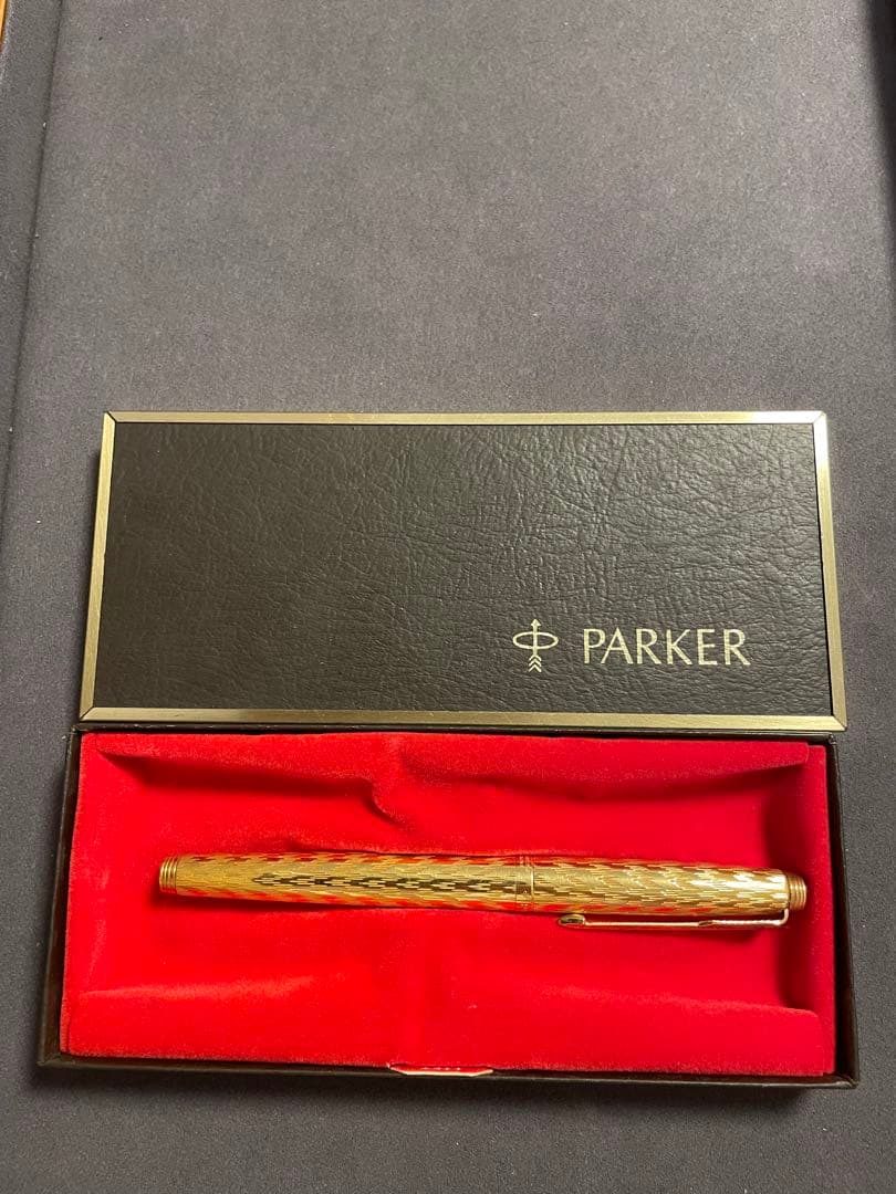 Parker 万年筆 ゴールド 専用ケース付き　K14