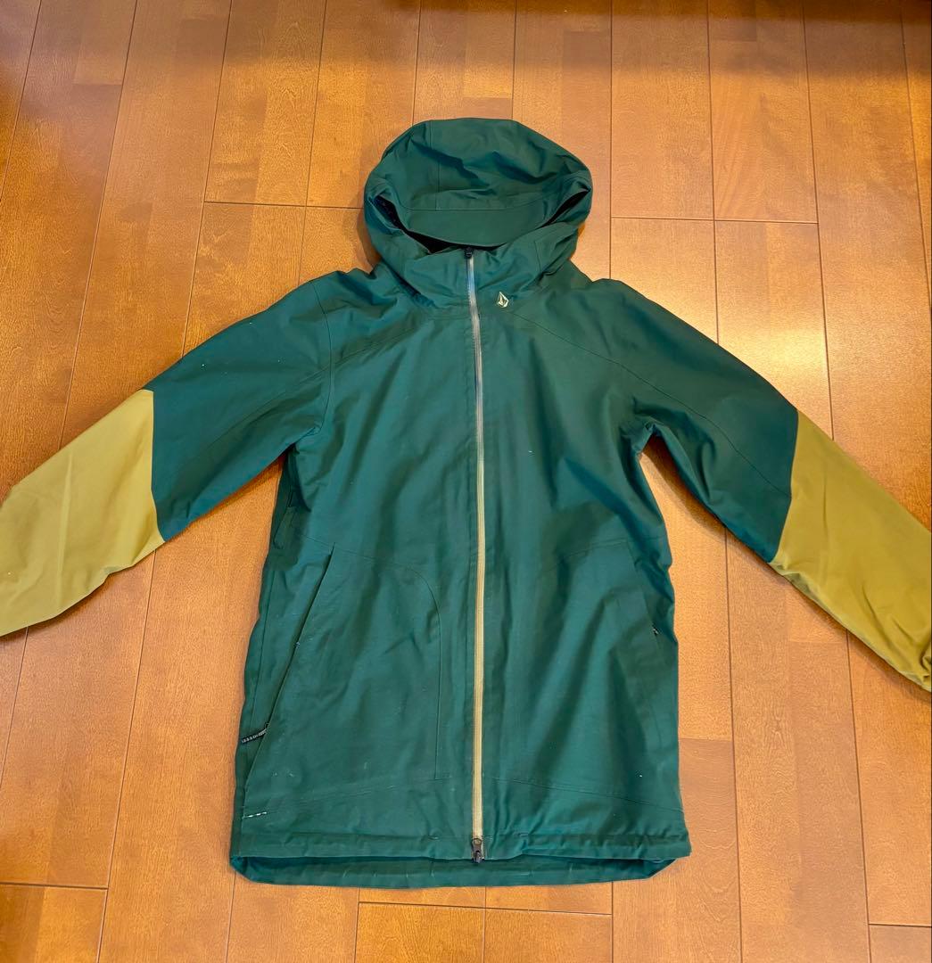 【GORE-TEX】VOLCOM スノーボードウェア Mサイズ　上下セット