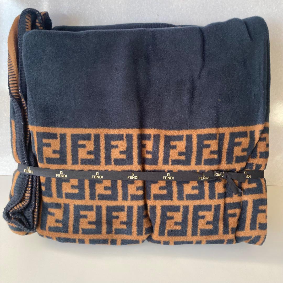 未使用 FENDI フェンディ ズッカ柄 綿毛布 ブランケット140×210