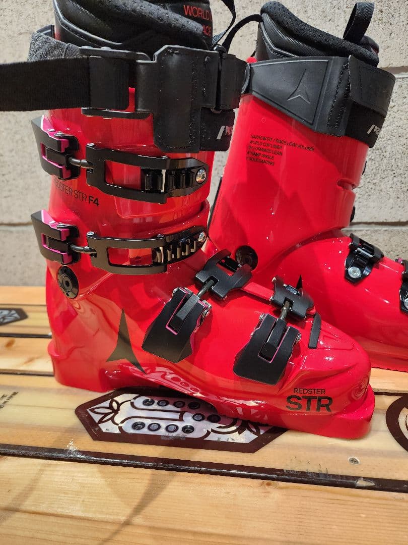 【新品】25/26 ATOMIC REDSTAR STR F4 25/25.5