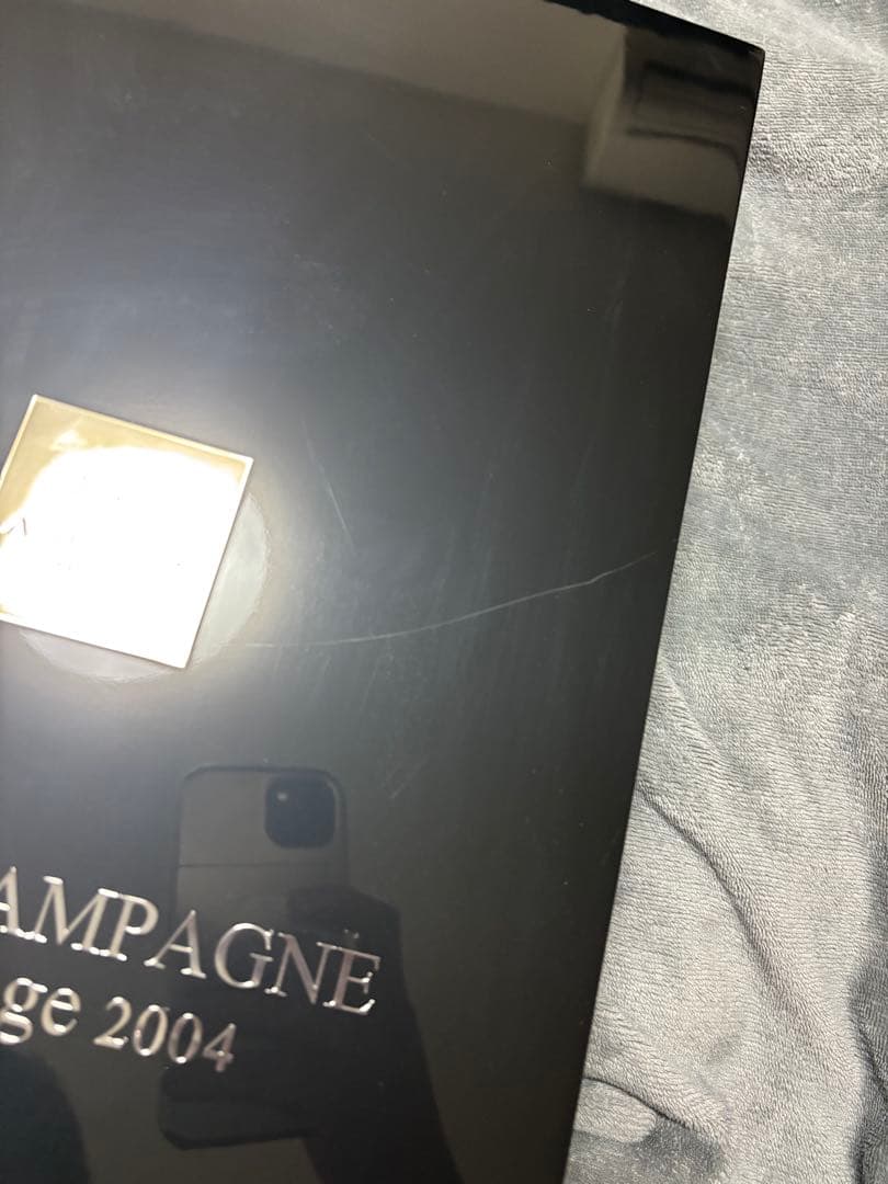 エンジェルシャンパンヴィンテージプラチナシリアルNo.3190 箱に線の傷有り