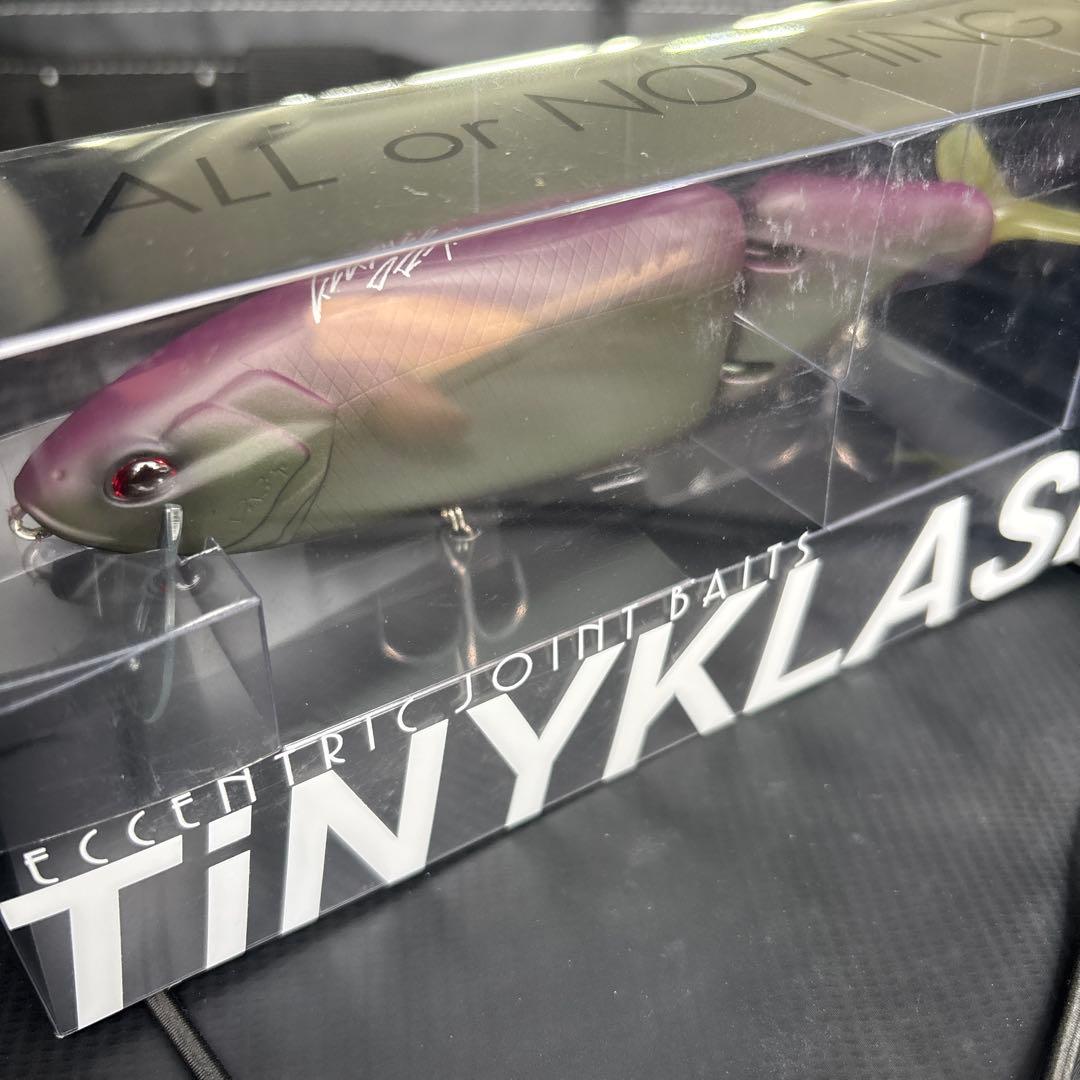 TINY KLASH Low ベラ