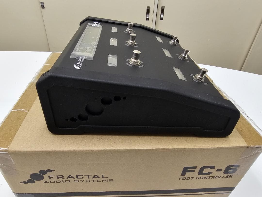 値引き応相談 ほぼ新品 Fractal Audio Systems FC-6
