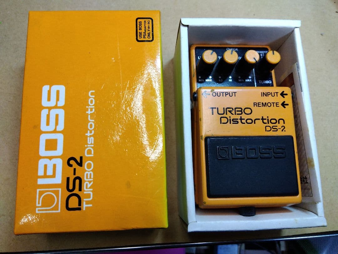 BOSS DS-2 & CH-1 エフェクターセット　動作OK! 箱　説明書付き