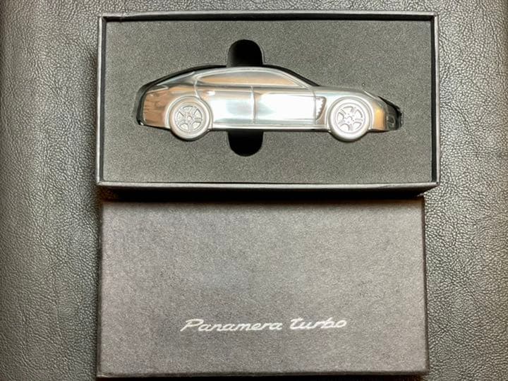 パナメーラターボ