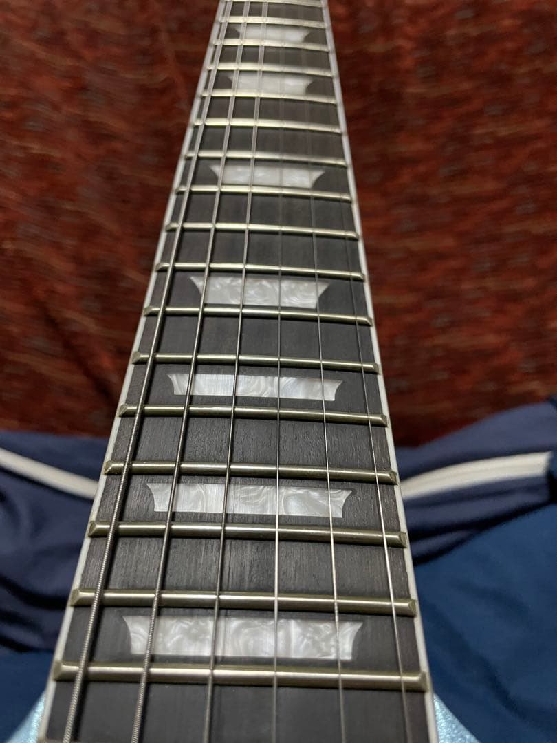 SGタイプ　エレキギター　あのちゃん風