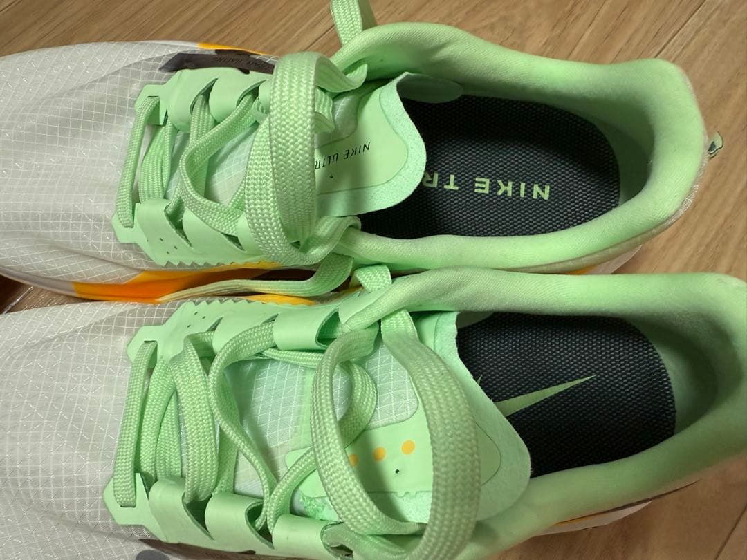 28.0cmウルトラフライ　トレイルレーシングシューズ