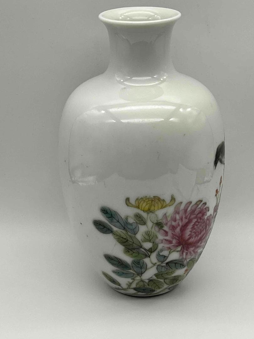 清康熙時代 【康熙年製】在銘　粉彩花鳥文瓶 琺瑯彩 花瓶 花器(A-76)