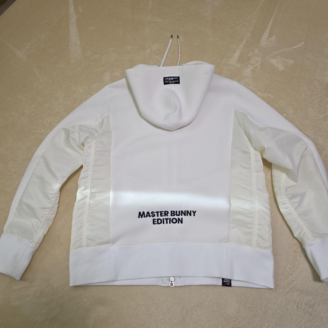 MASTER BUNNY EDITION 伸縮ダンボールニットパーカー