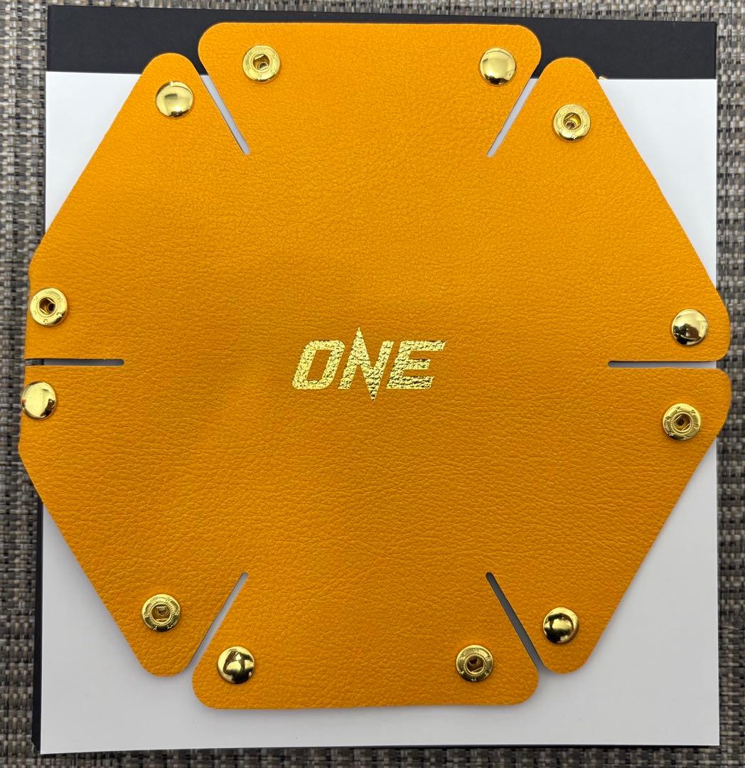 ONE Championship 限定グッズ　武尊.ロッタン