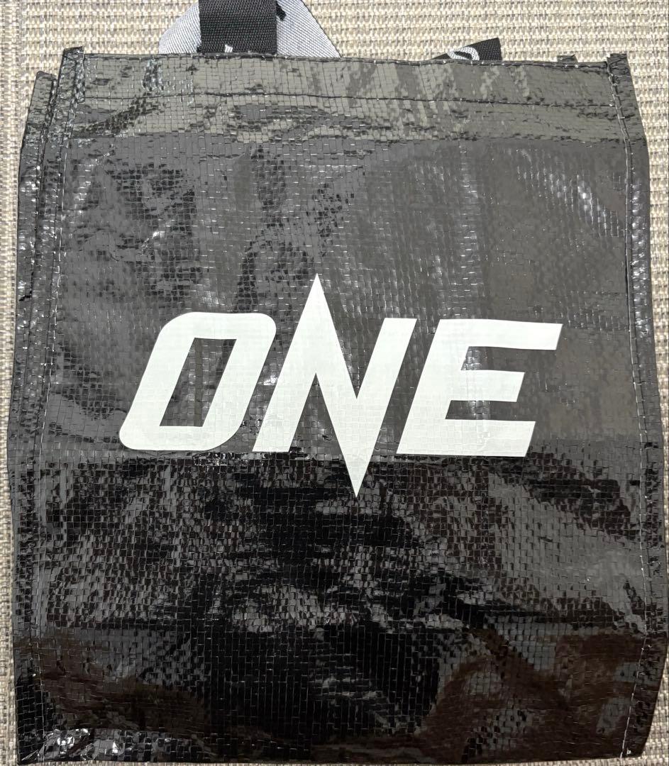 ONE Championship 限定グッズ　武尊.ロッタン