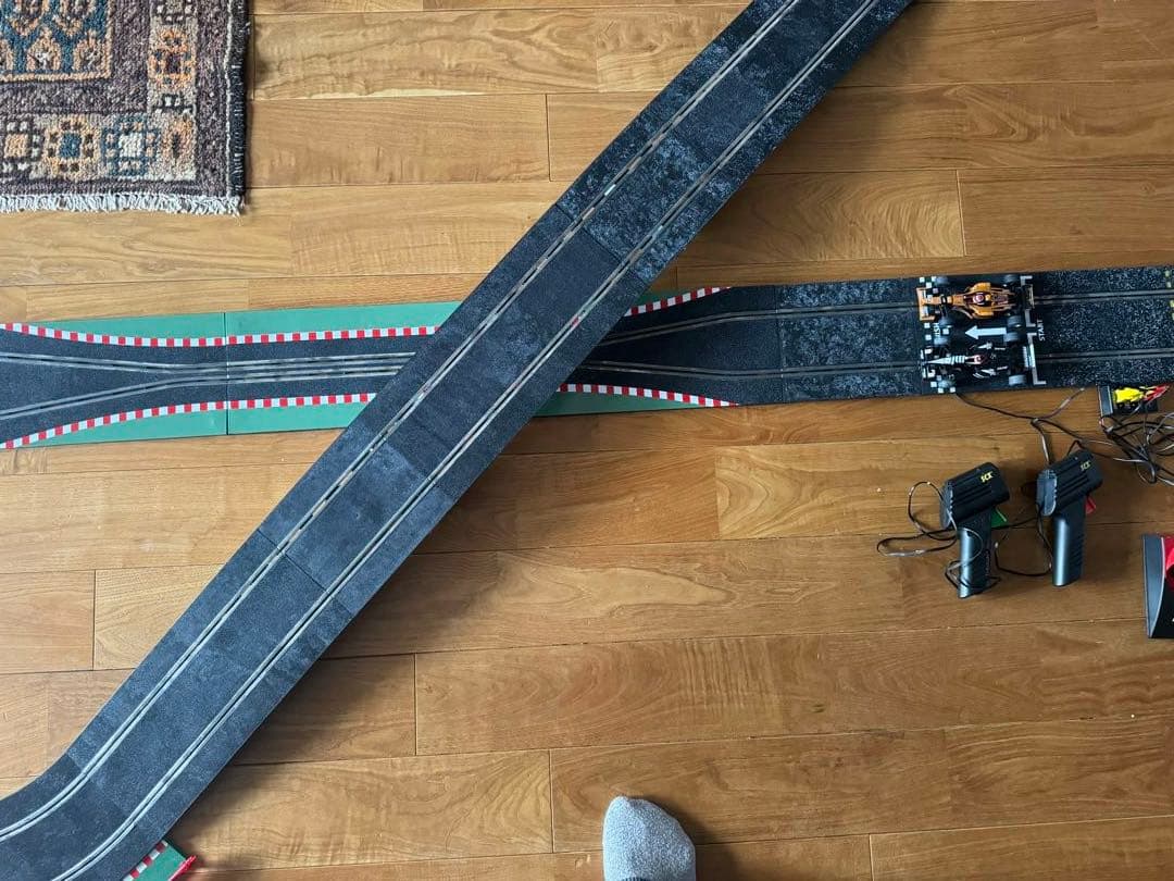 1/32　SCX Imola F1 スロットカーコースセット