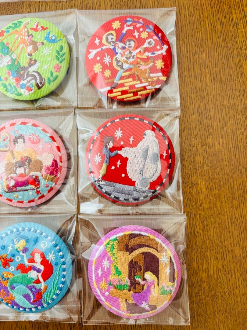 【全30種フルコンプ】ディズニー刺繍缶バッジ 第一弾・第二弾 コンプリートセット