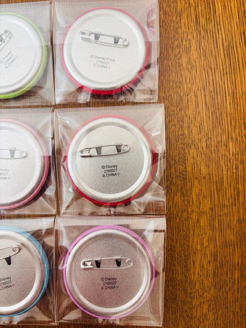 【全30種フルコンプ】ディズニー刺繍缶バッジ 第一弾・第二弾 コンプリートセット