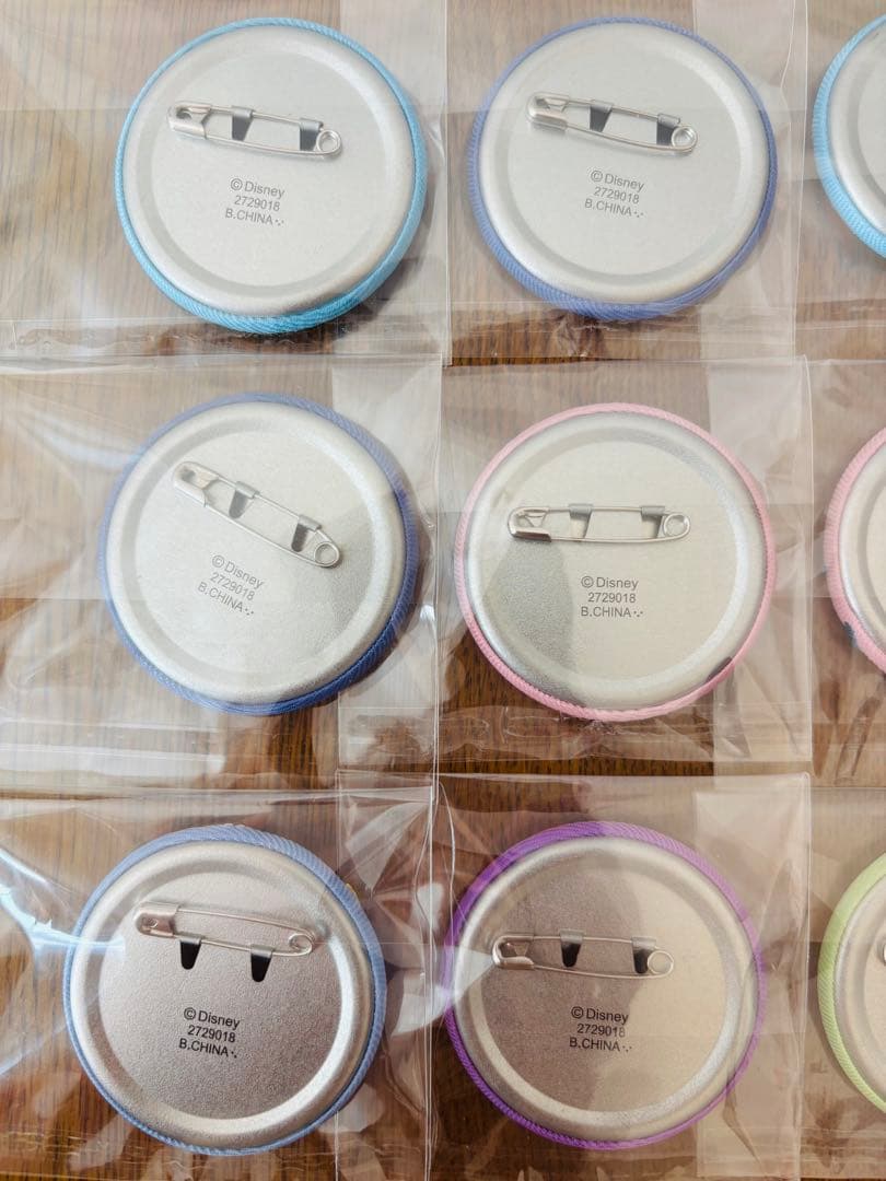 【全30種フルコンプ】ディズニー刺繍缶バッジ 第一弾・第二弾 コンプリートセット