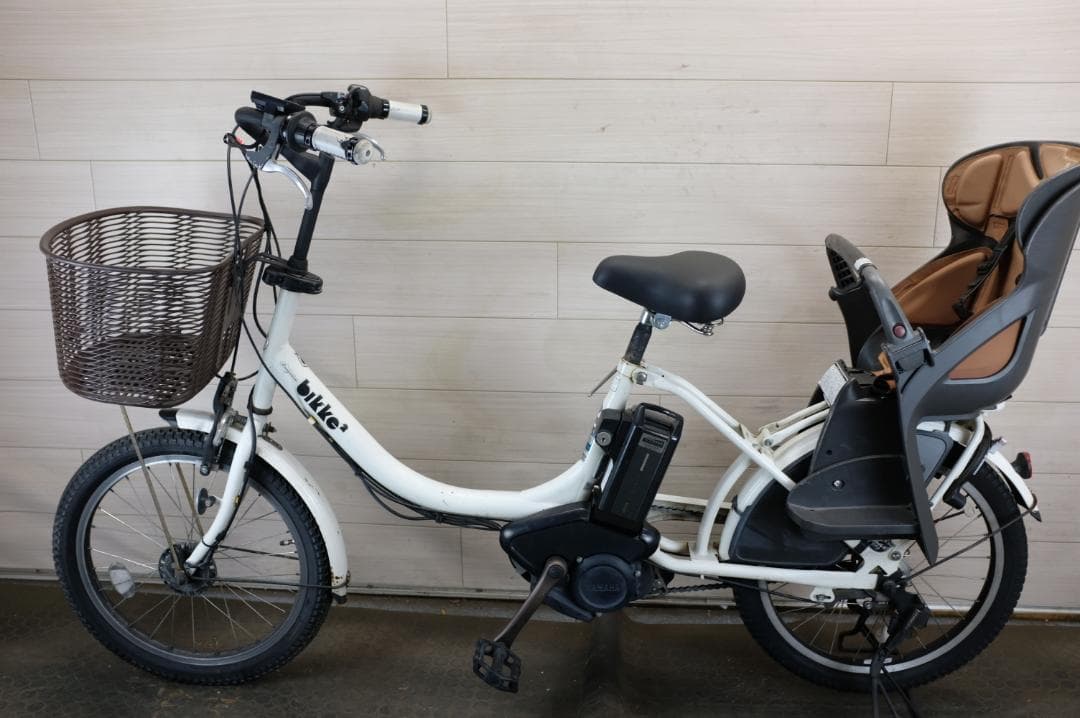 電動自転車ブリヂスト　Bikke2　20インチ　3段　8.7Ah充電器あり