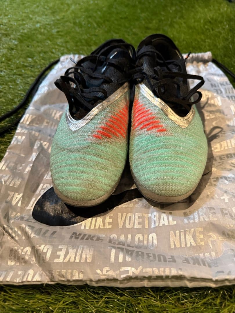 Nikeサッカーシューズグリーンオレンジファントム6LOWエリートAG-PRO