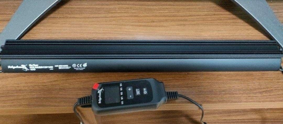 SOLARIUM UV LED 400 バータイプ 14W