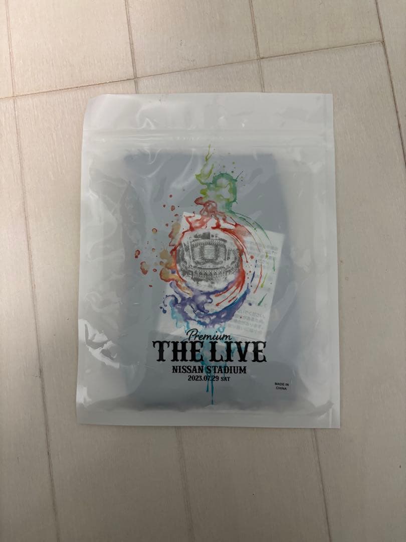 UVERworld THE LIVE 日産スタジアム　グローブ