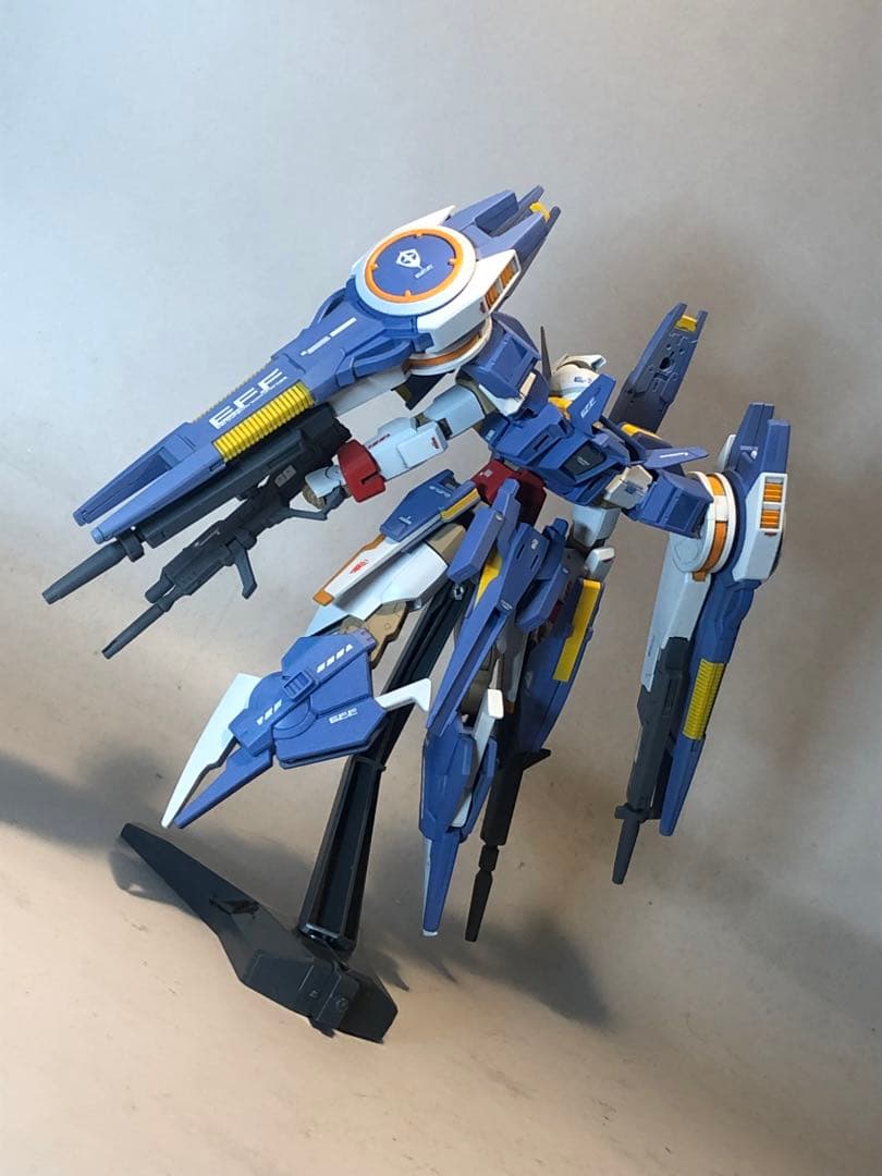 HG ガンダムAGE2 アルティメス完成品  ガンプラ