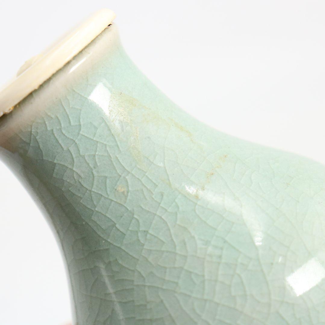 韓国人間文化財 池順鐸作 青磁鶴首茶入 浪の紋緞子仕覆付 茶道具　V903　N9