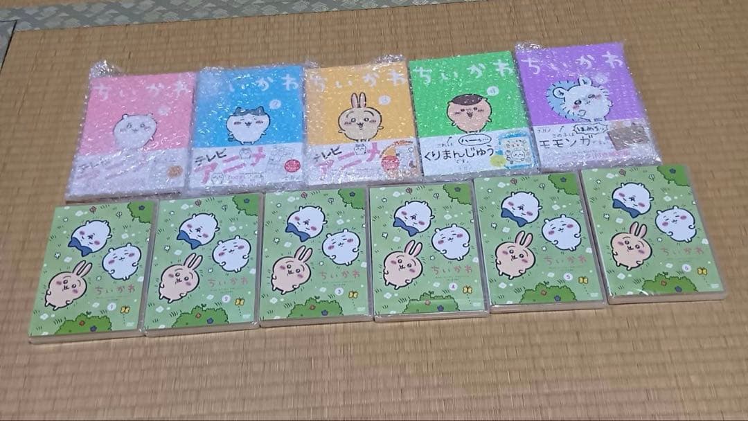 【11点セット】ちいかわ　DVD 6本、本5冊
