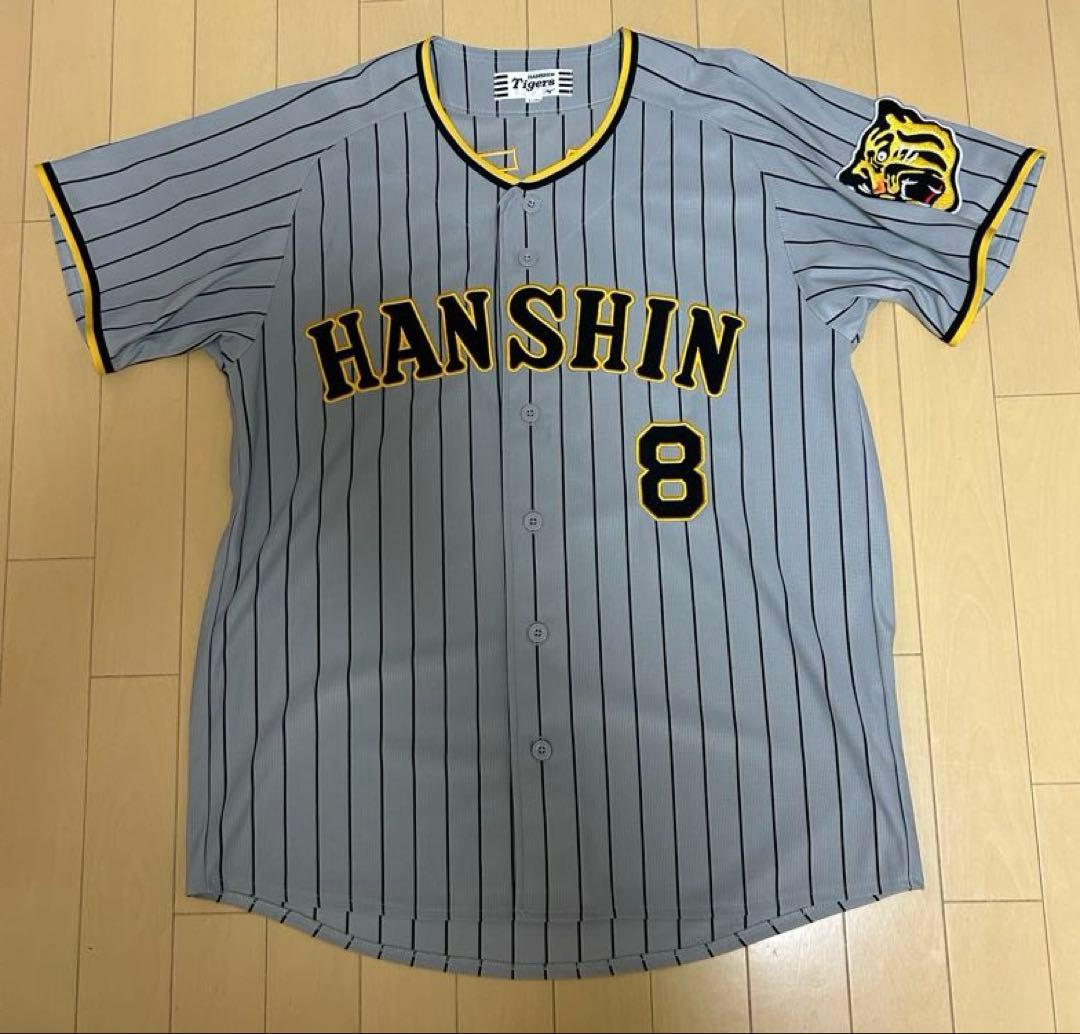 ✨美品✨阪神タイガース 佐藤選手ビジターユニフォーム L