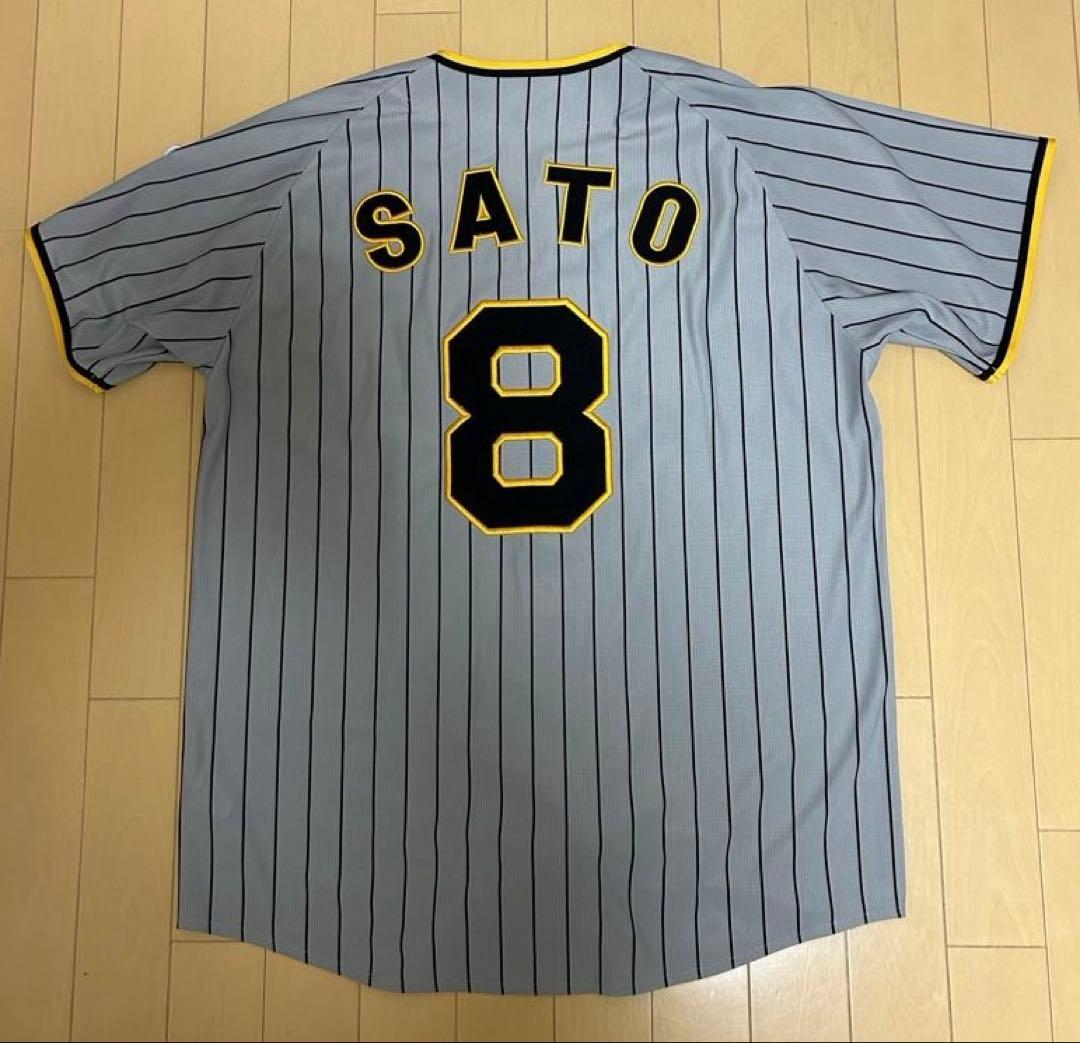 ✨美品✨阪神タイガース 佐藤選手ビジターユニフォーム L