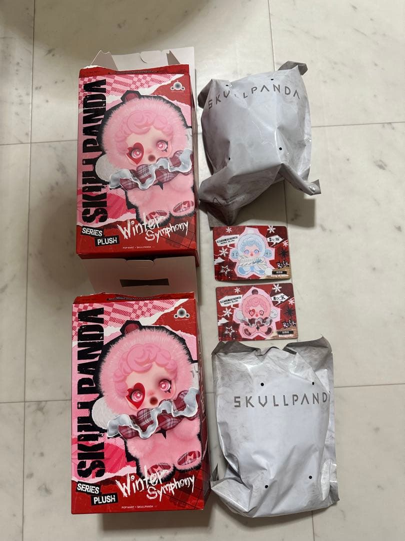POPMART SKULLPANDA ぬいぐるみ 2点