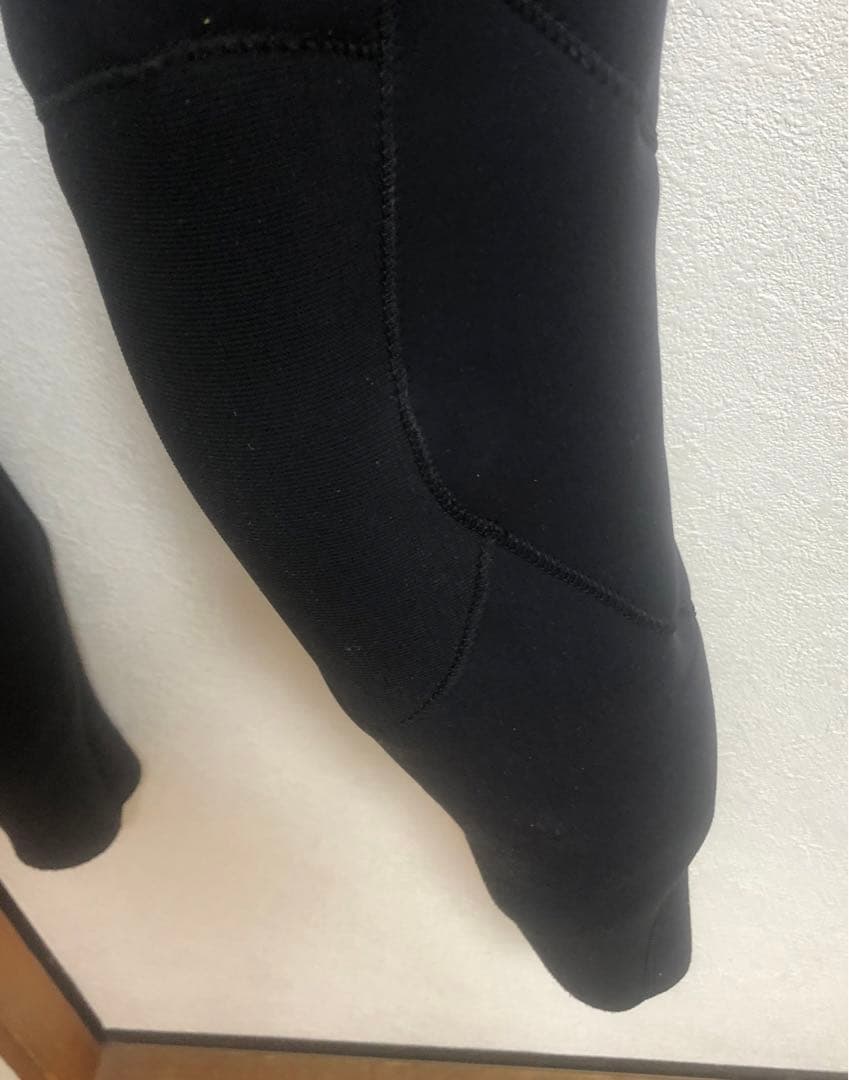 週末値下げ！オニール　セミドライスーツ