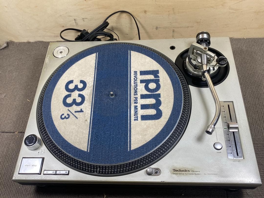 22 technics SL-1200mk3D ターンテーブル
