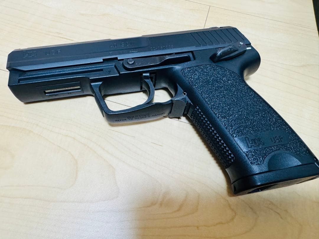 H&K USP 東京マルイ 電動ガン 本体+マガジン2本　バッテリー付