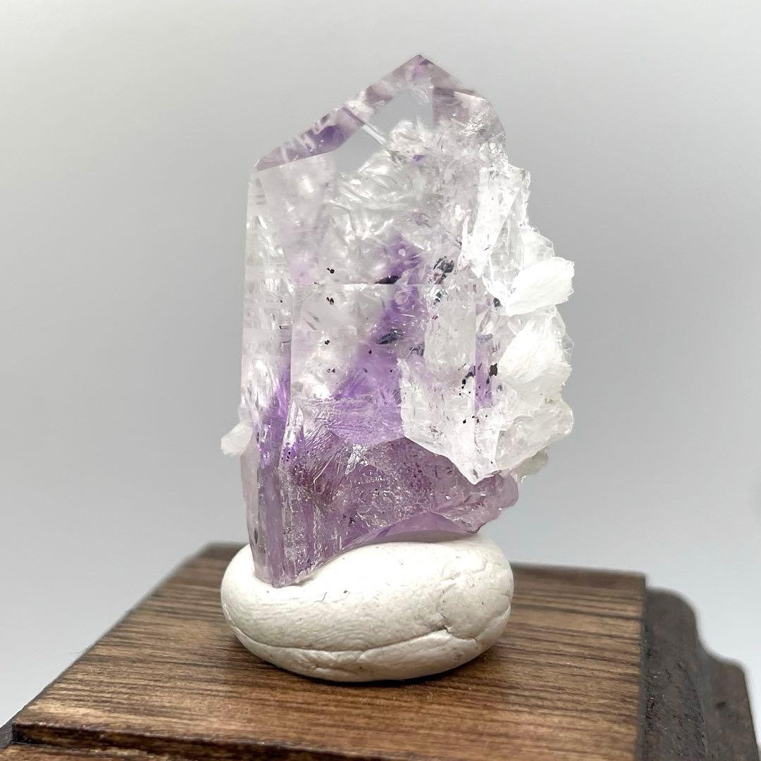 ナミビア ゴボボセブ山 アメシスト/プレナイト 鉱物標本