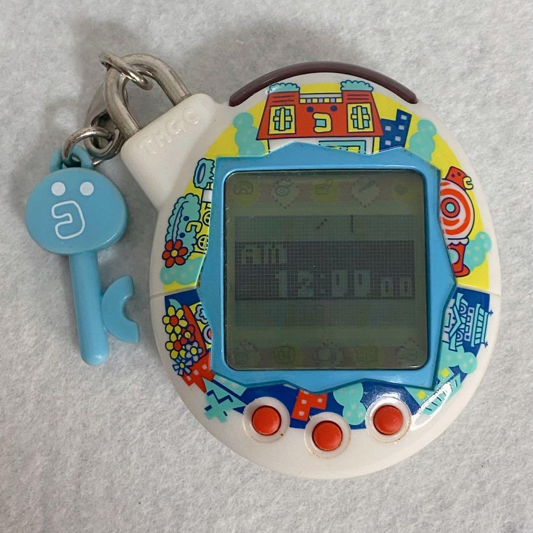 【美品/動作確認済み】いぇー！ふぁみりーイロイロ！　たまごっちプラス