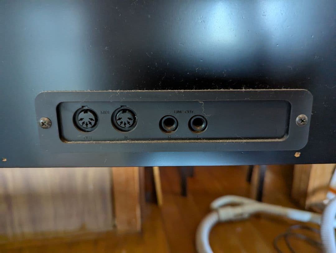 値下げ！【埼玉北部群馬南部引き取り限定】CASIO 電子ピアノ 88鍵 ブラウン