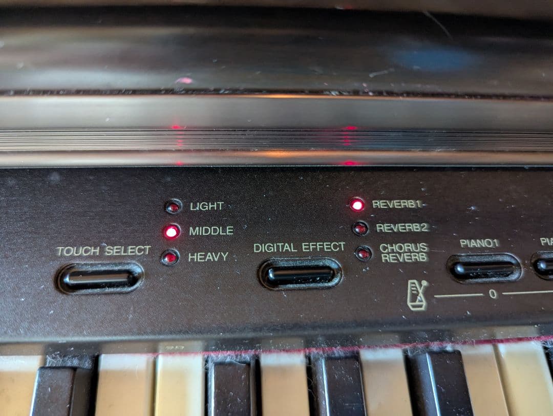 値下げ！【埼玉北部群馬南部引き取り限定】CASIO 電子ピアノ 88鍵 ブラウン