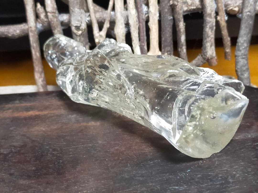 ♥値下げ♥　珍品　硝石製　観音像　３５９ｇ　観音様　観音菩薩　仏像　骨董　水晶風