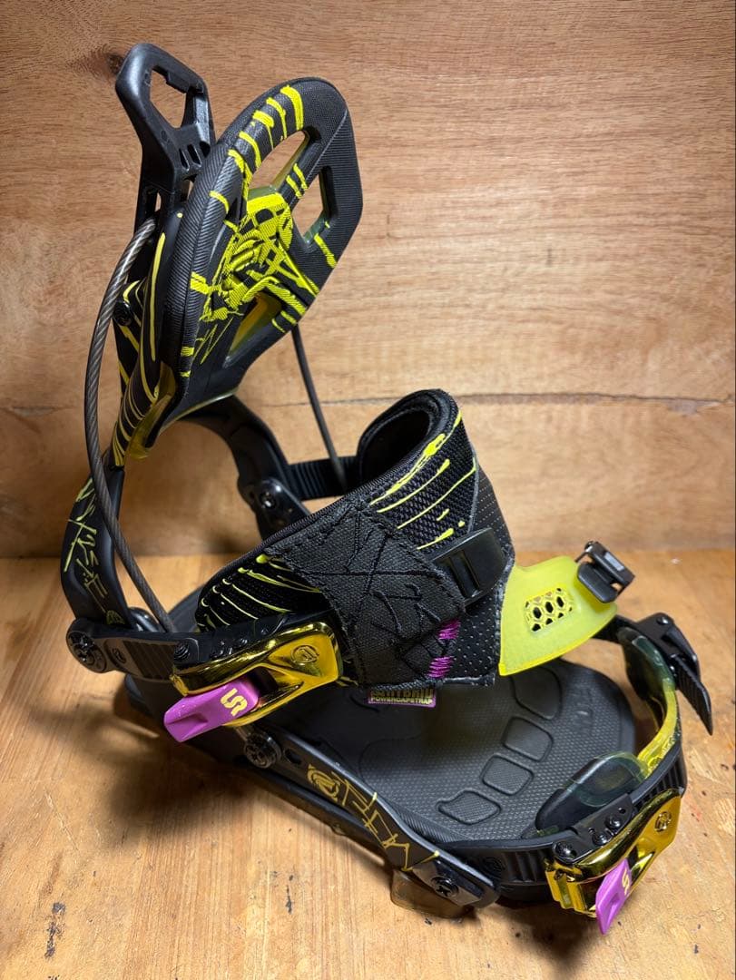 Flow NX2 SE Hybridブラック＆イエロー　Mサイズ