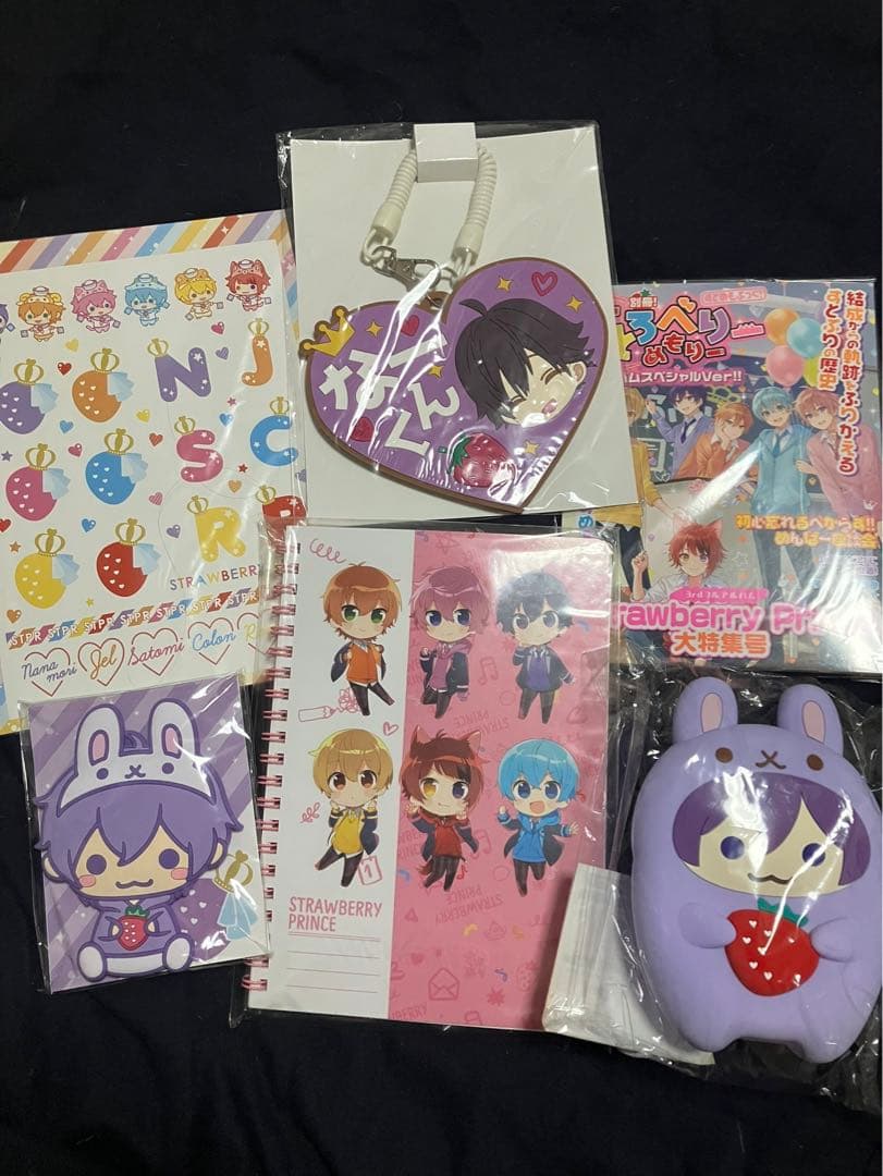 アニメキャラクター タオル・ファンブック・バッジ セット